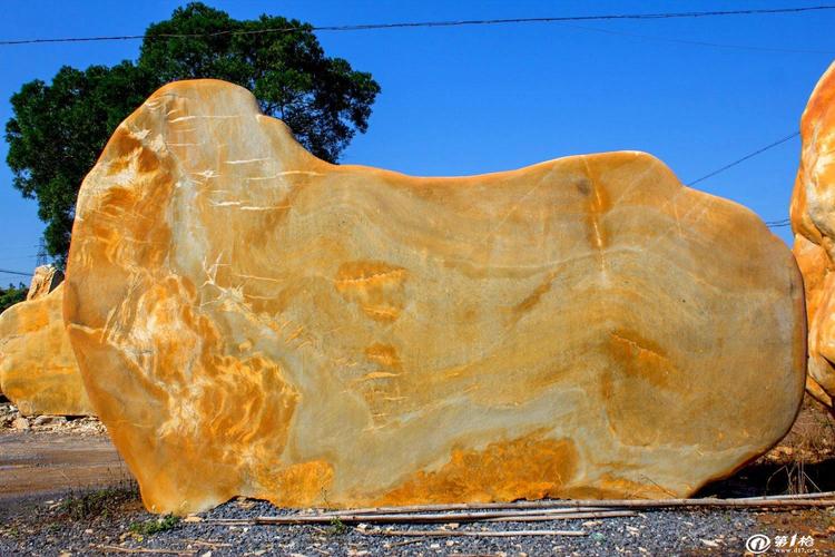 1吨左右黄蜡石现货5000吨,本产品由武汉明石石业有限责任公司直销供应